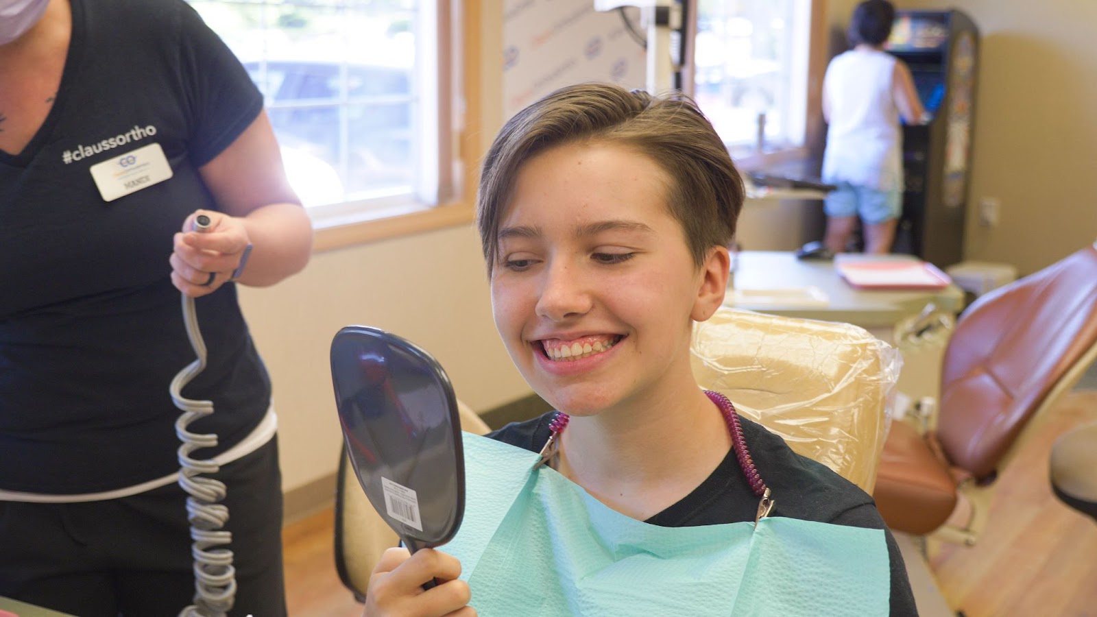 Why Are Clear Aligners Popular in Middlebury, CT?